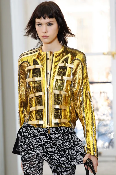 Look 63